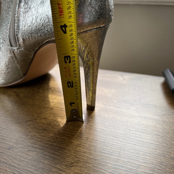 Metallic Silver - Picture 5 of 7